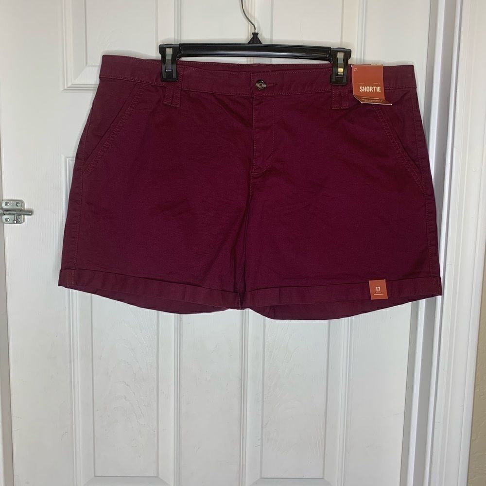Arizona Deep Ruby Shortie Shorts Size 17